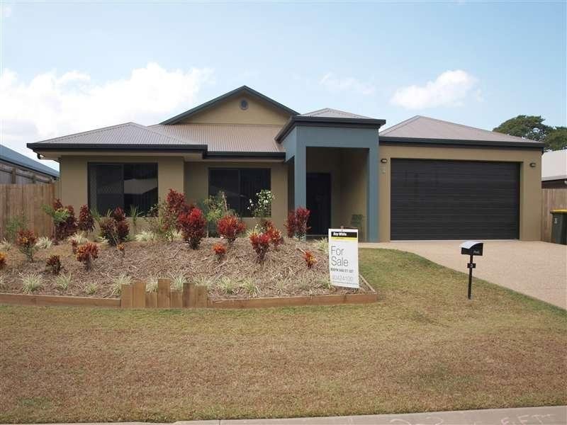 3 Powlett Close, Bentley Park QLD 4869