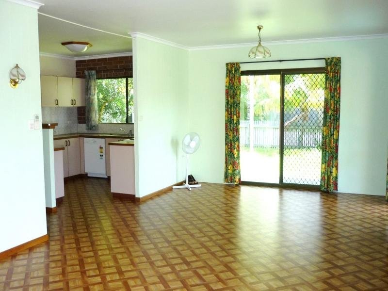 20 Riverside Parade, Trinity Park QLD 4879