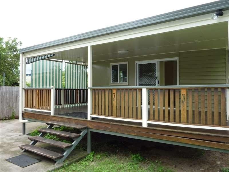 80 English Street, Manunda QLD 4870