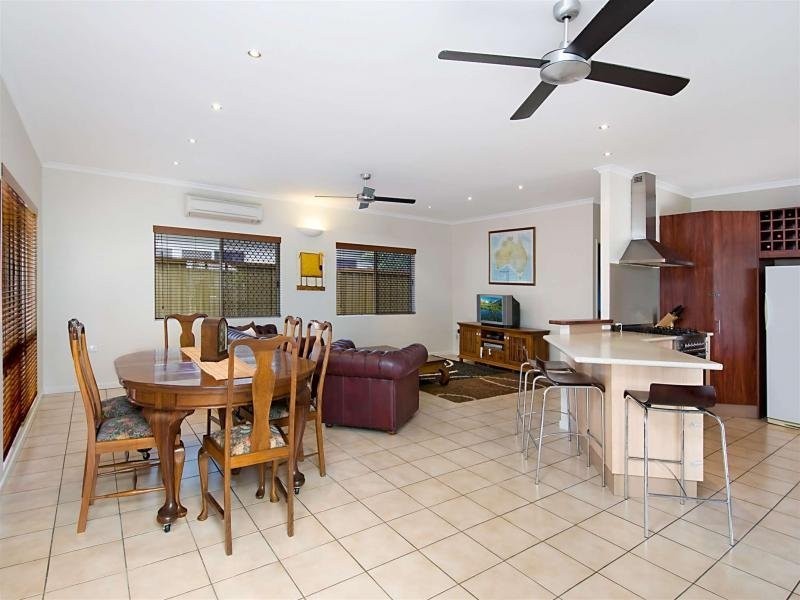 156 Greenslopes Street, Edge Hill QLD 4870