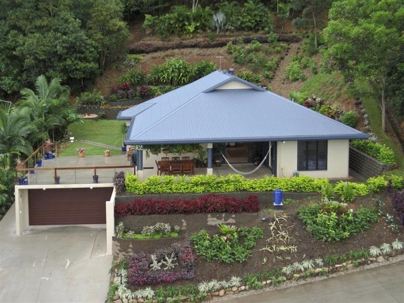 9 Senate Street, Bentley Park QLD 4869