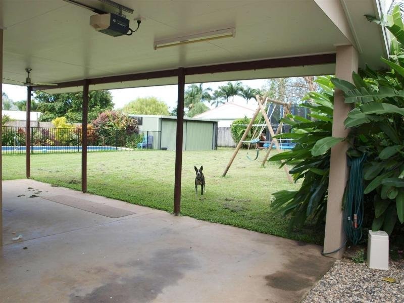 32 Bathurst Drive, Bentley Park QLD 4869