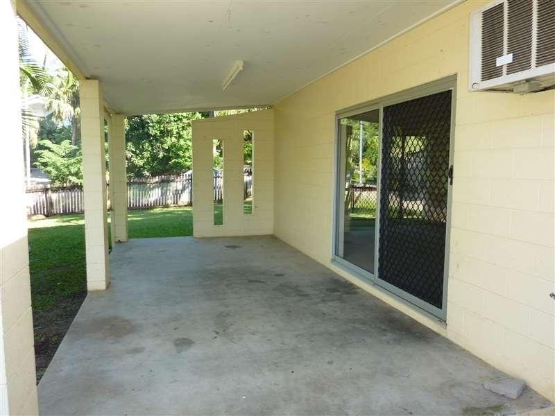 8 Jilbar Close, Caravonica QLD 4878