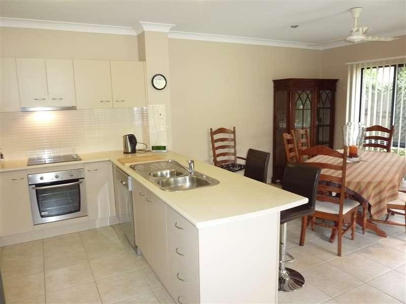53 Chesterfield Close, Brinsmead QLD 4870