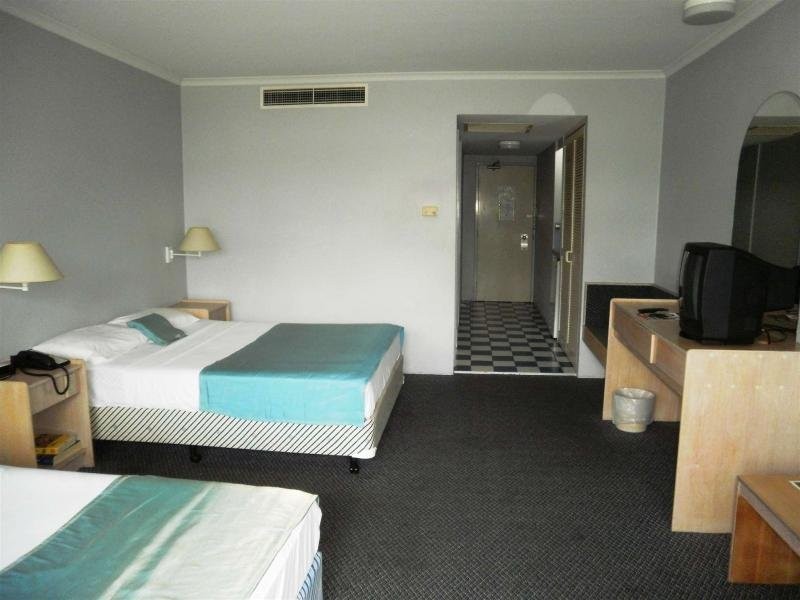 136 Sheridan Street, Cairns QLD 4870