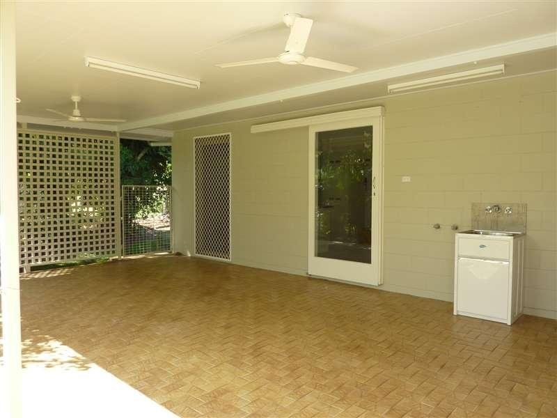 243 McManus Street, Whitfield QLD 4870