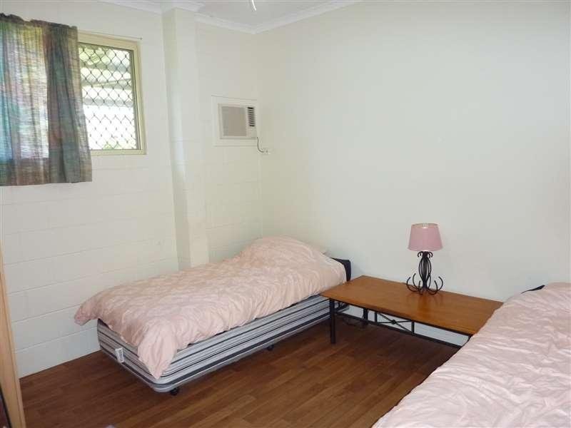 6 Loeven Street, Parramatta Park QLD 4870