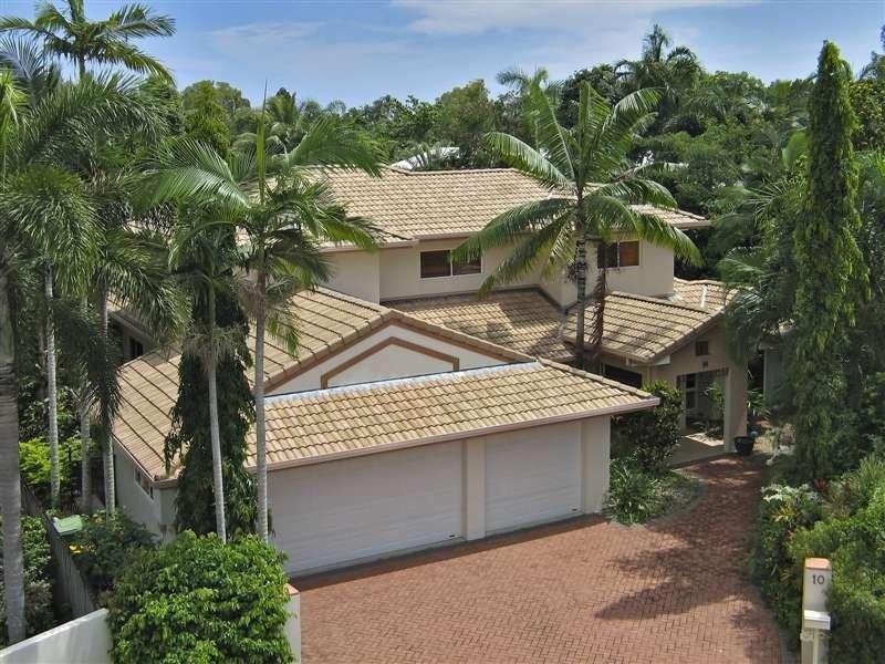 10 Whitehaven Court, Clifton Beach QLD 4879