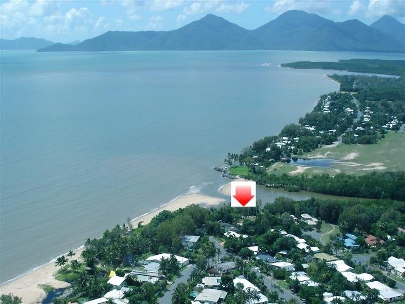 63 Willow Street, Holloways Beach QLD 4878