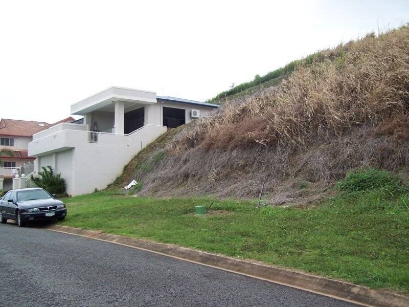 26 Pheasant Street, Bayview Heights QLD 4868