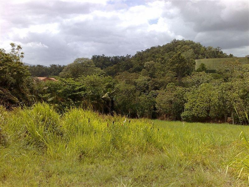 2 Sherbrook Close, Brinsmead QLD 4870