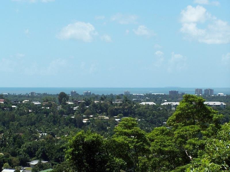 1 Gayundah Close, Earlville QLD 4870