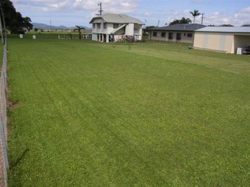 55 Whitman Street, Miriwinni QLD 4871