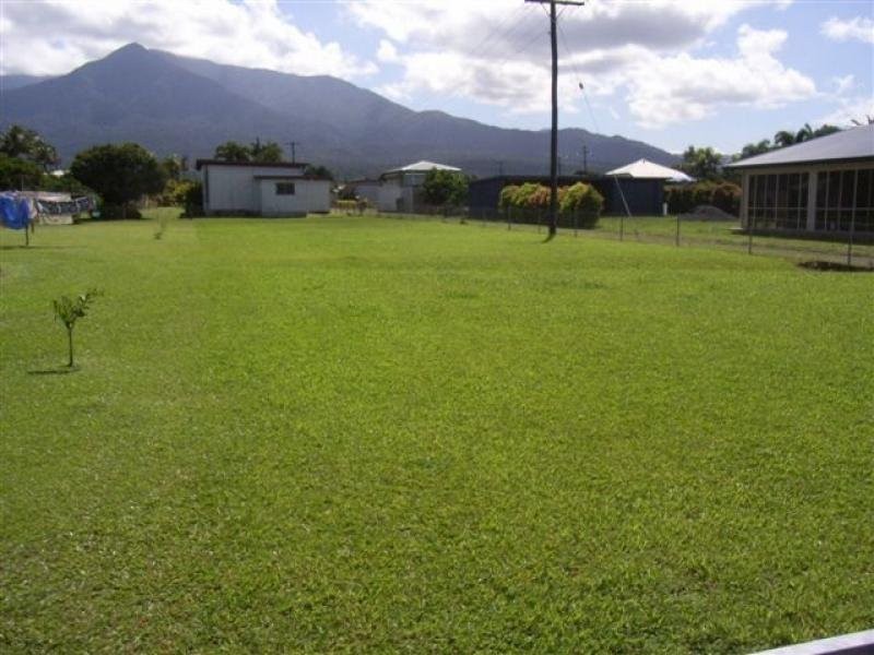 55 Whitman Street, Miriwinni QLD 4871