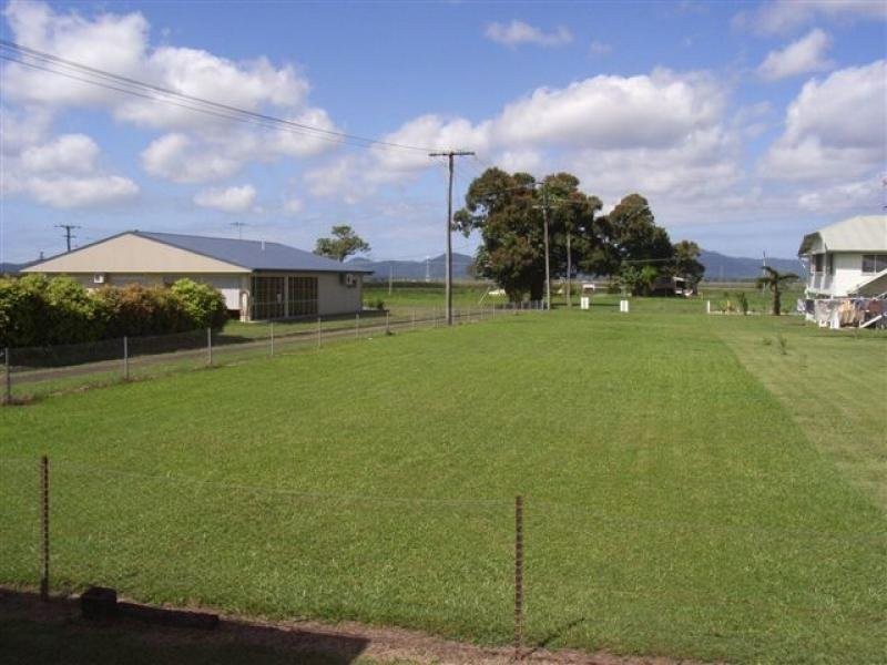 55 Whitman Street, Miriwinni QLD 4871