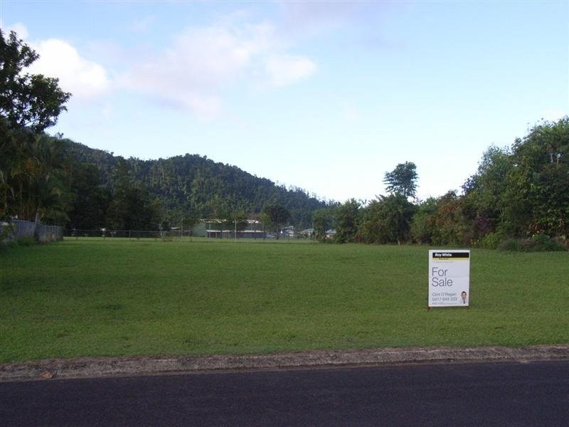 12 Tom Carr Close, Cairns QLD 4870