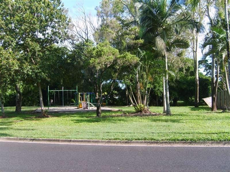 94 Hollywood Boulevard, White Rock QLD 4868