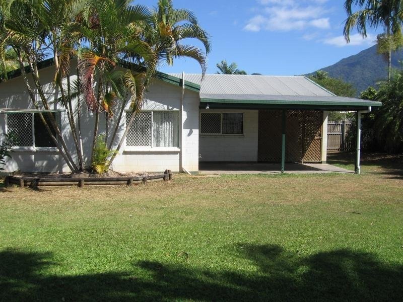 14 Kangaroo Street, Bentley Park QLD 4869