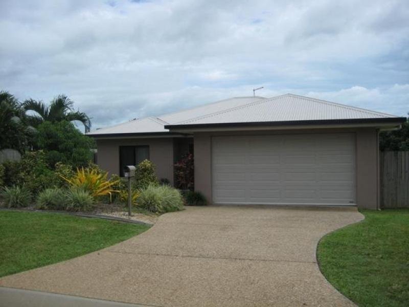 10 Pelling Close, Kanimbla QLD 4870