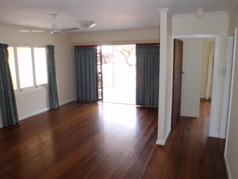 149 Greenslopes Street, Edge Hill QLD 4870
