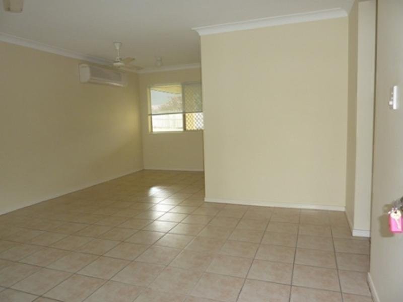 7 Potts Close, Edmonton QLD 4869