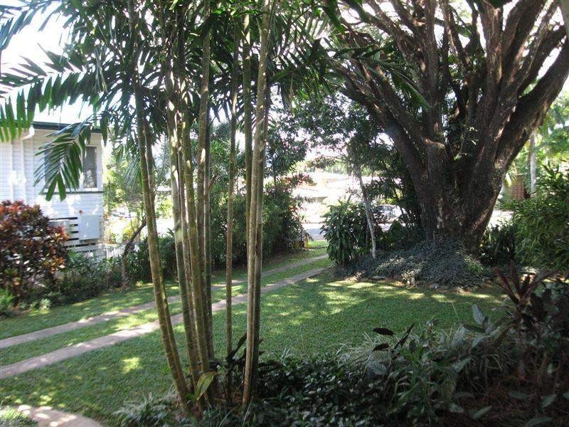 30 Pyne Street, Edge Hill QLD 4870
