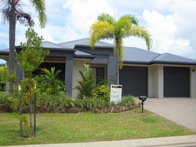 15 Tydeman Crescent, Clifton Beach QLD 4879