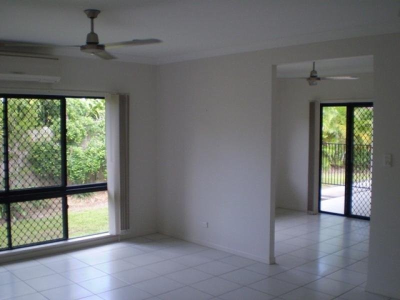 15 Tydeman Crescent, Clifton Beach QLD 4879