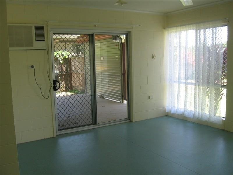 92 Murray Street, Manoora QLD 4870