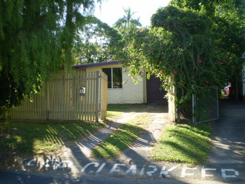 34 Rutherford Street, Cairns North QLD 4870
