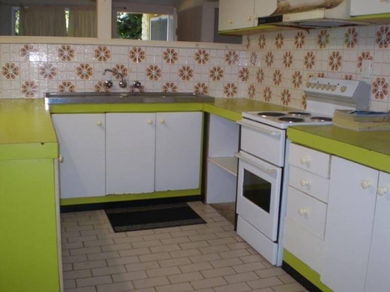 34 Rutherford Street, Cairns North QLD 4870