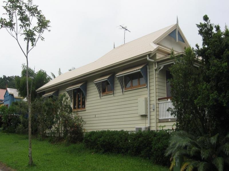 14 Sherwood Close, Brinsmead QLD 4870