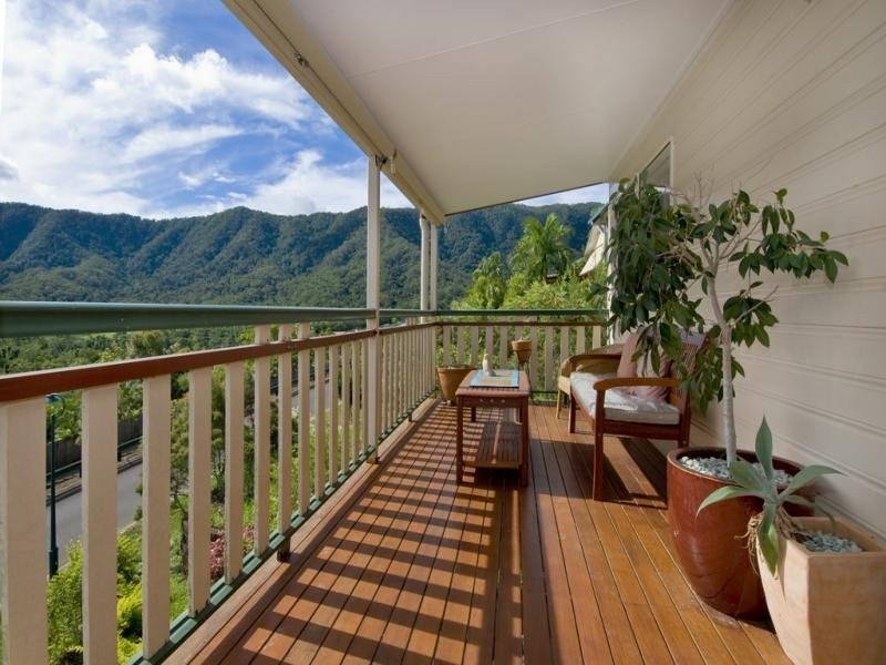 10 Timberlea Drive, Bentley Park QLD 4869