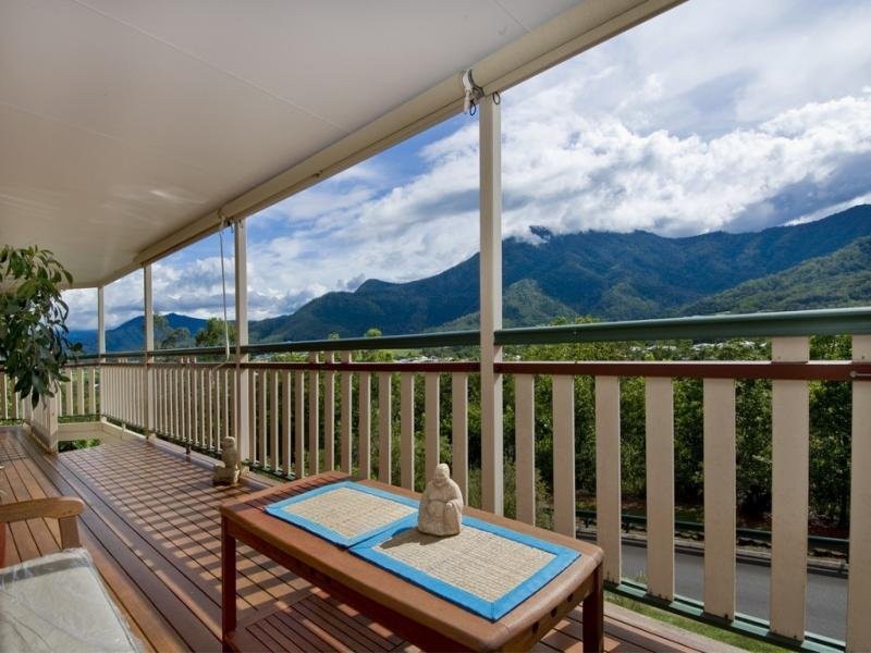 10 Timberlea Drive, Bentley Park QLD 4869