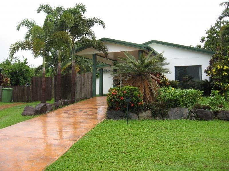 11 Venus Battery Close, Edmonton QLD 4869