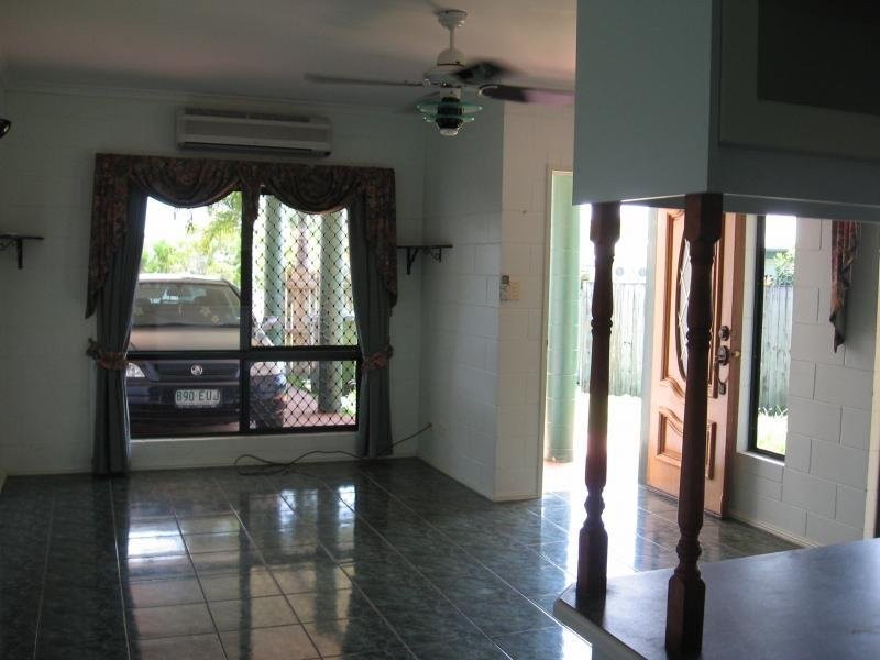 11 Venus Battery Close, Edmonton QLD 4869