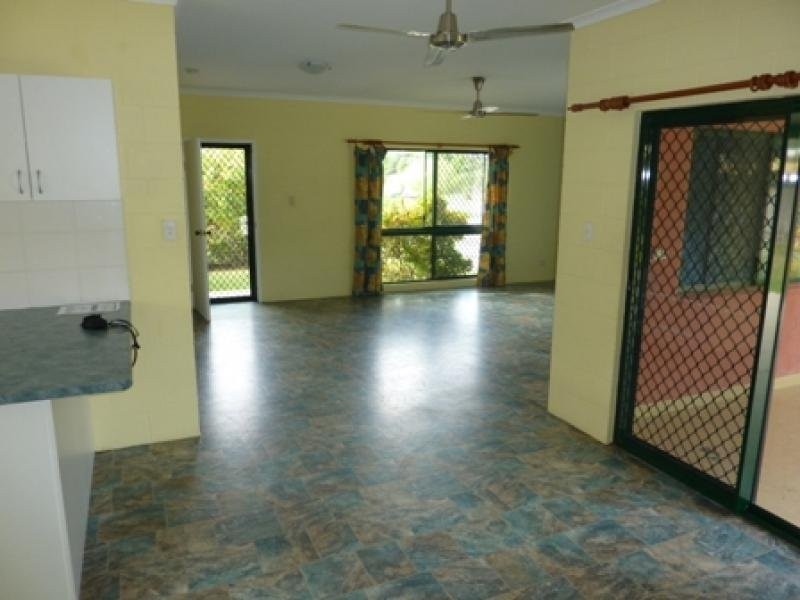 15 Kelpie Close, Mount Sheridan QLD 4868