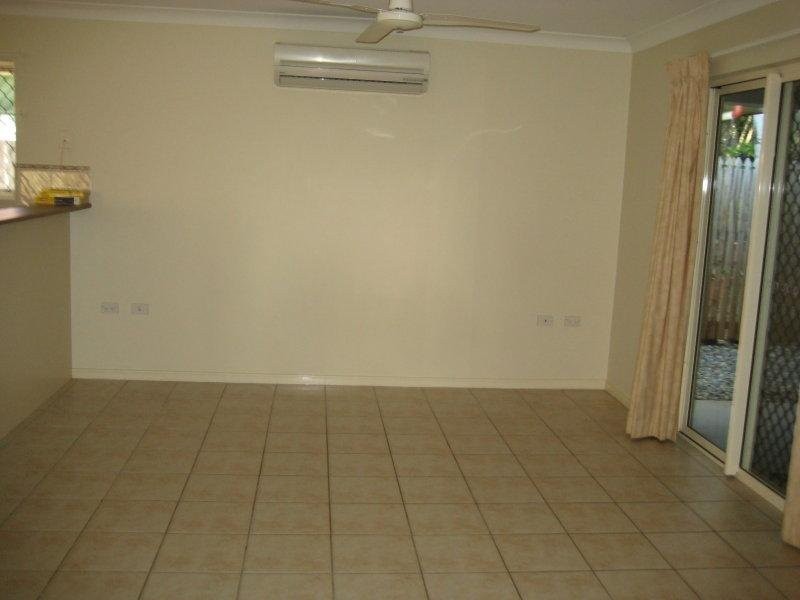 11 Chesterfield Close, Brinsmead QLD 4870