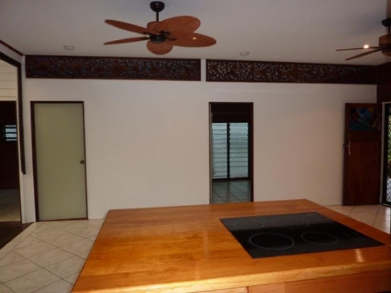 14 Acacia Street, Holloways Beach QLD 4878