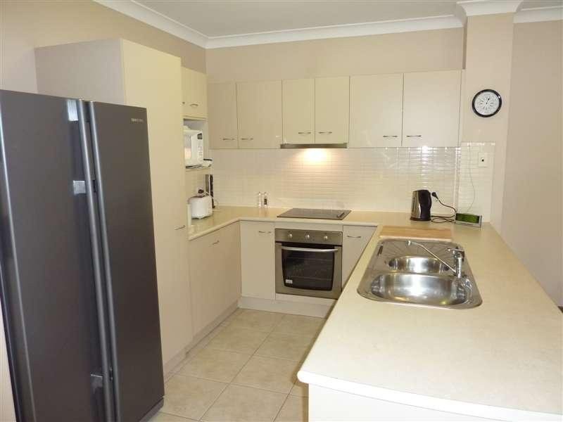 53 Chesterfield Close, Brinsmead QLD 4870