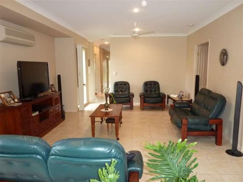 53 Chesterfield Close, Brinsmead QLD 4870