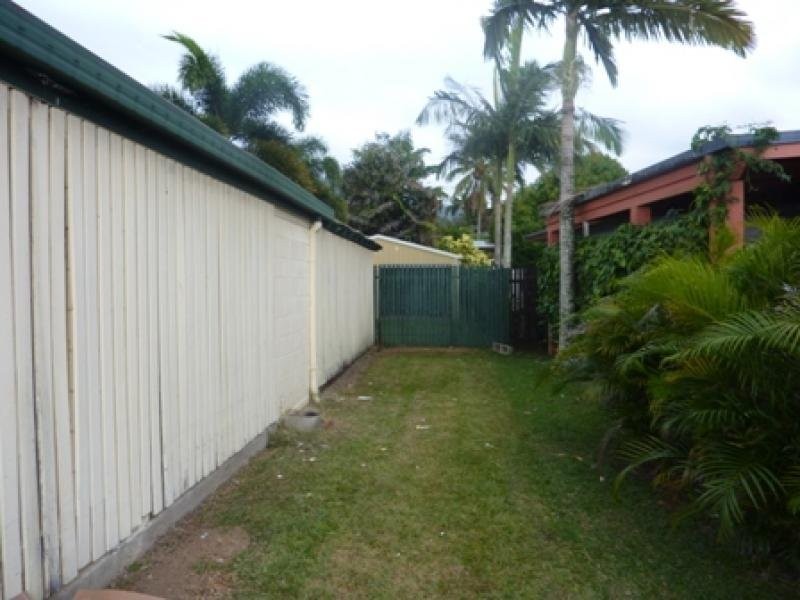 5 Illuka Close, White Rock QLD 4868