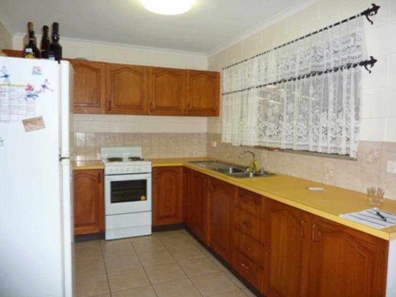 5 Illuka Close, White Rock QLD 4868
