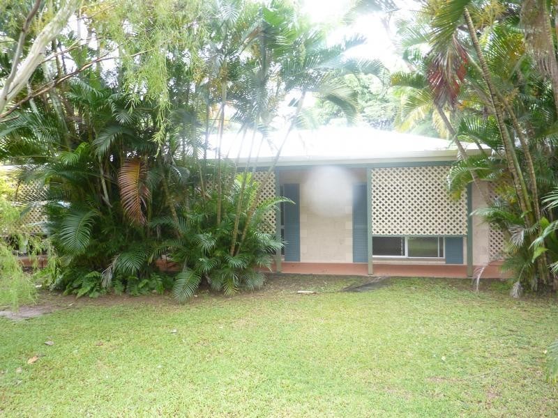 24 Banning Avenue, Brinsmead QLD 4870