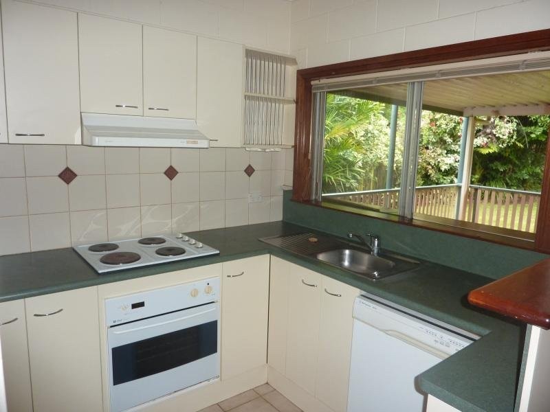 24 Banning Avenue, Brinsmead QLD 4870
