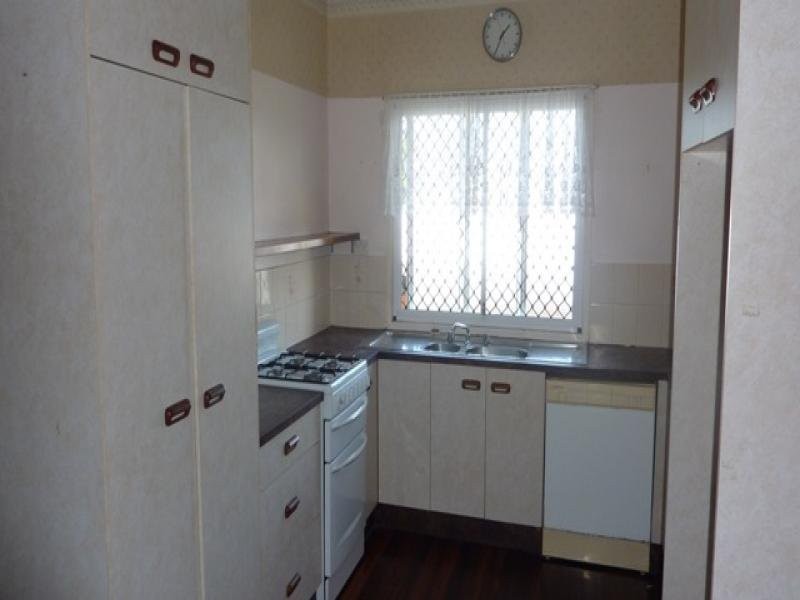 107 English Street, Manunda QLD 4870