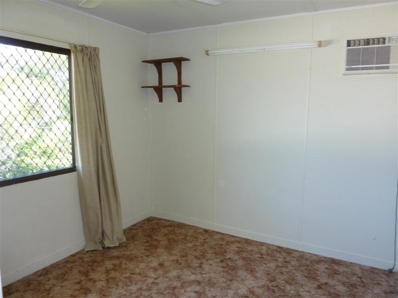 9 Melaleuca Street, Manunda QLD 4870