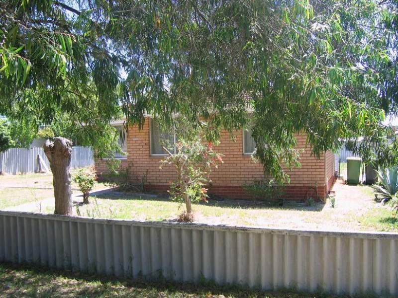 59 Banyard Ave, Kelmscott WA 6111