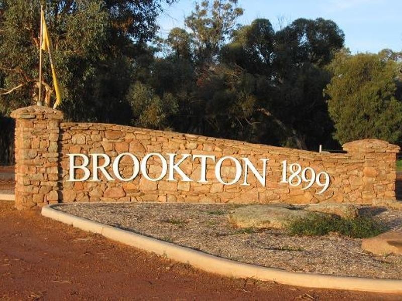 49 Richardson Street, Brookton WA 6306
