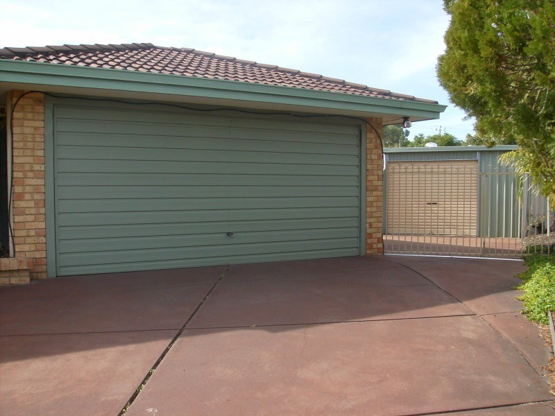 28 Kilmeston Court, Maddington WA 6109